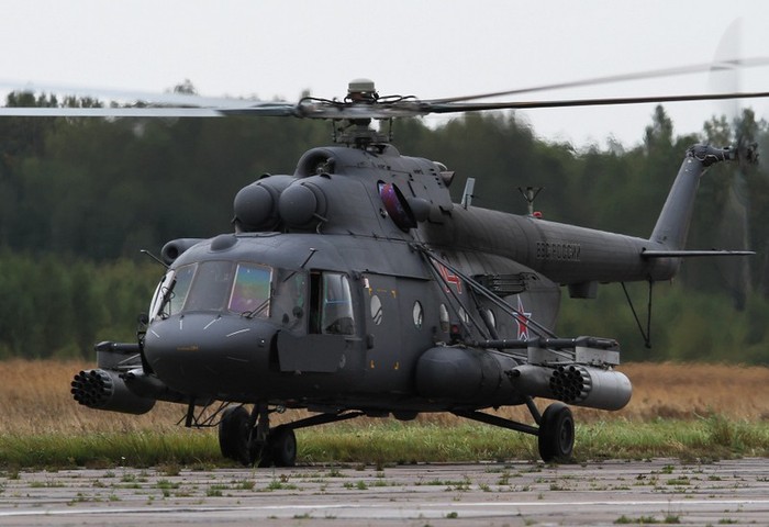Mi-8 đảm nhận đổ quân lên chiến trường và chiến đấu hạng nhẹ